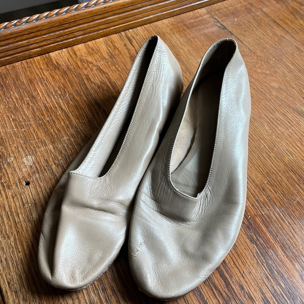 Martiniano nude flats
